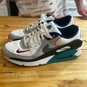 Nike air max baseball edition